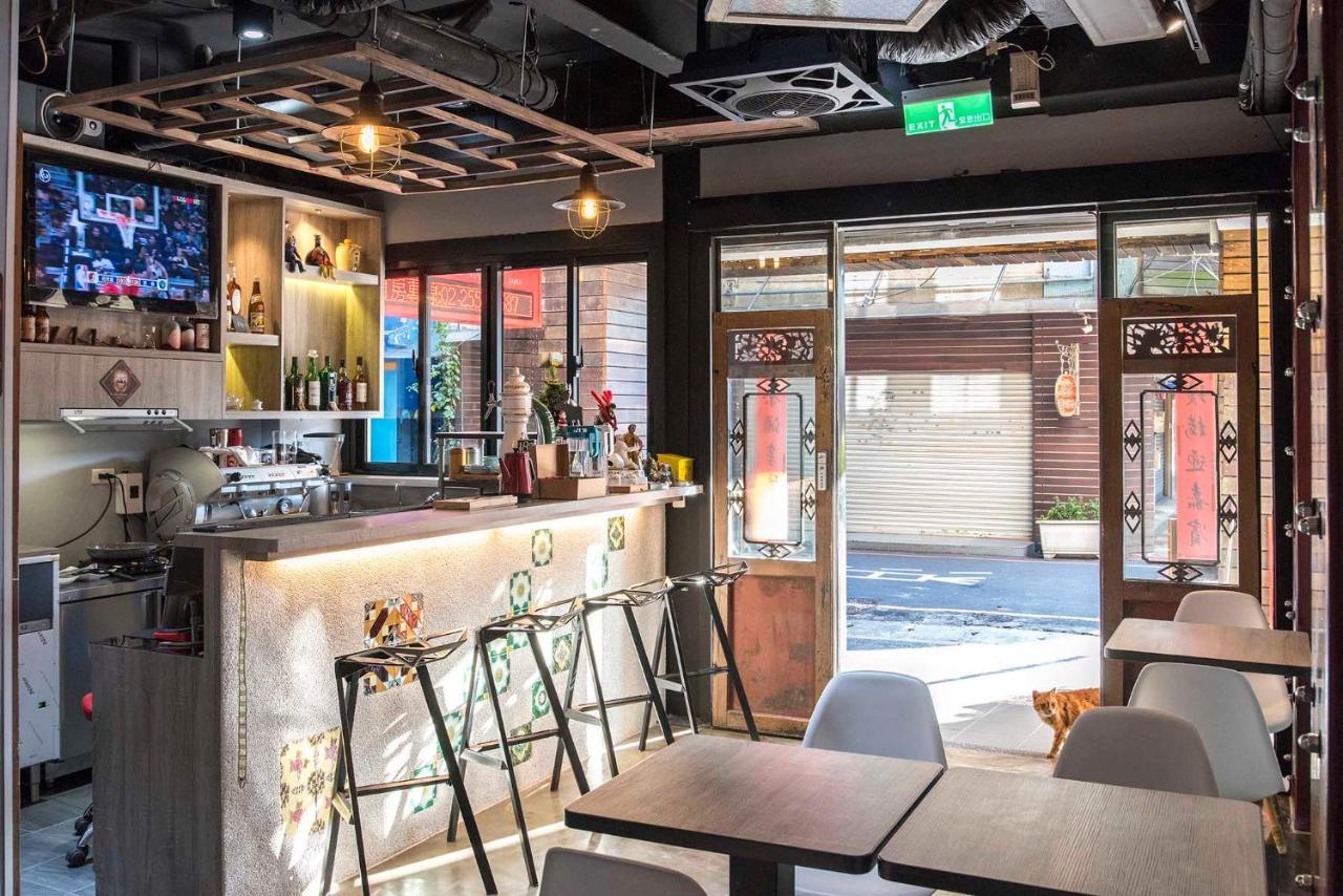 טאיפיי Old Door Hostel & Bar מראה חיצוני תמונה