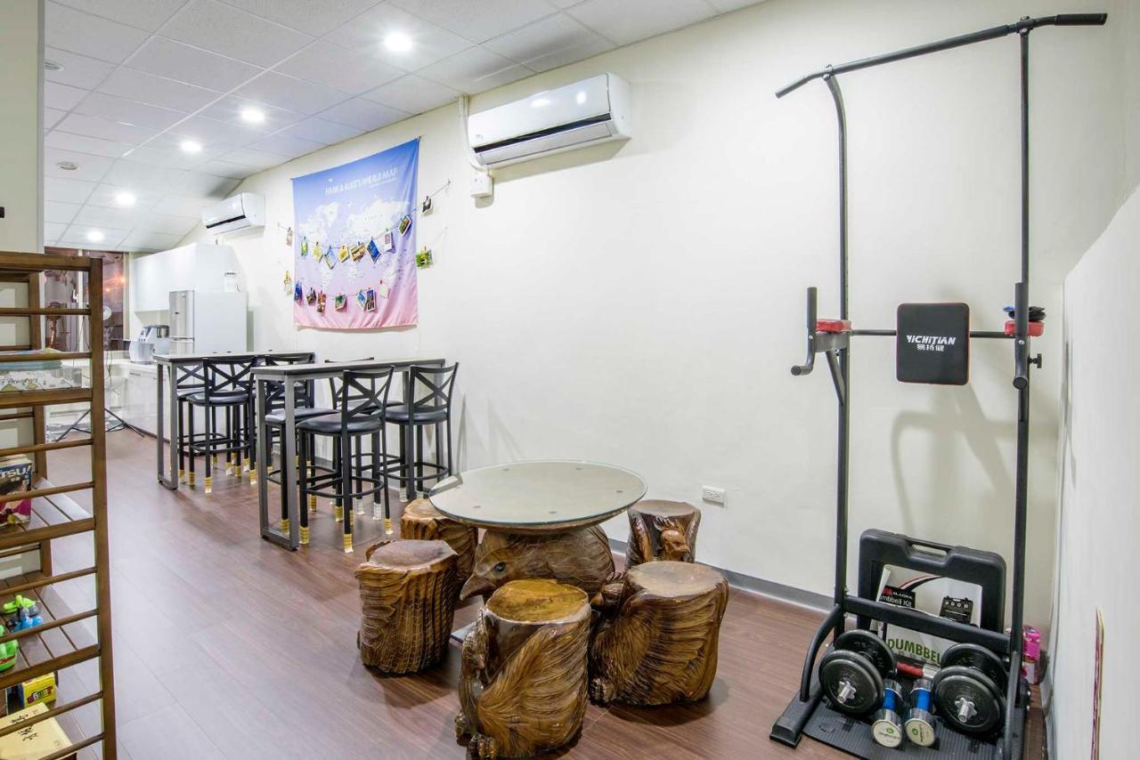 טאיפיי Old Door Hostel & Bar מראה חיצוני תמונה